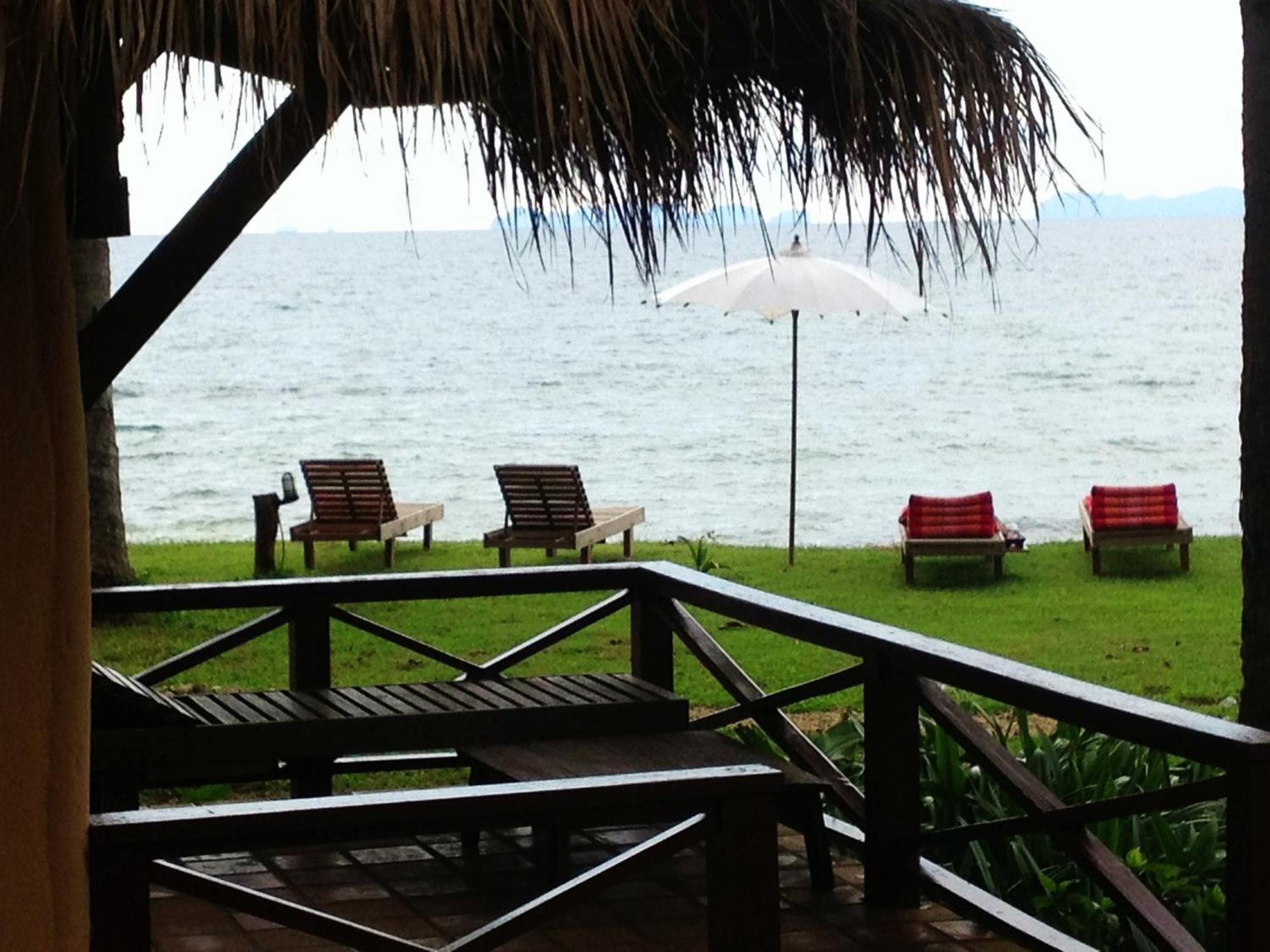 Nautilus Right On The Beach - Adult Only - Sha Extra Plus Ko Lanta Habitación foto